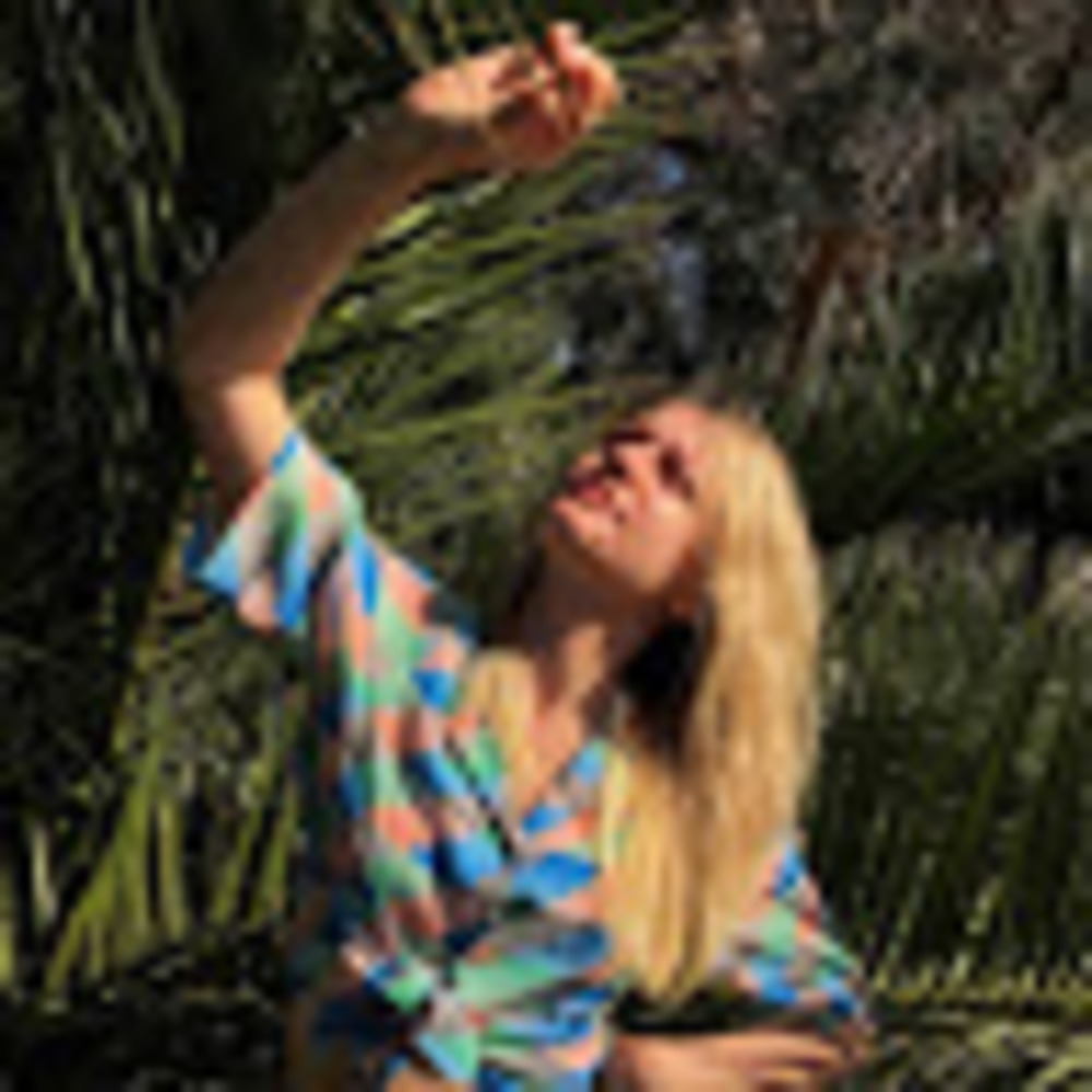 Meet your Posher, Mariya